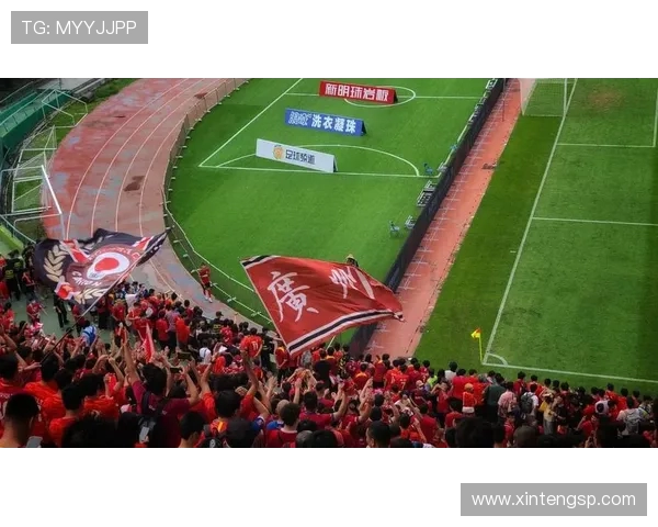 广州足球队速度解析:战术运用与球员表现的深度探讨 广州足球队速度解析:战术运用与球员表现的深度探讨