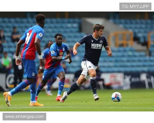 南安联主场迎战米尔沃尔双方争夺英冠积分榜关键战役 南安联主场迎战米尔沃尔双方争夺英冠积分榜关键战役