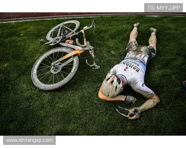 巴里与巴勒莫激战正酣谁能在意甲赛场上笑到最后